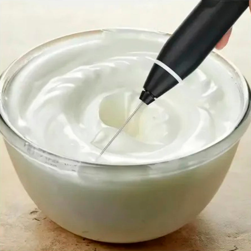 Batedeira Elétrica 2 em 1 Portátil – Perfeita para Café Cremoso e Omeletes