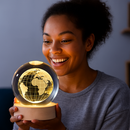 Luminária Cristal Decorativa – Bola de Cristal LED com Base em Madeira